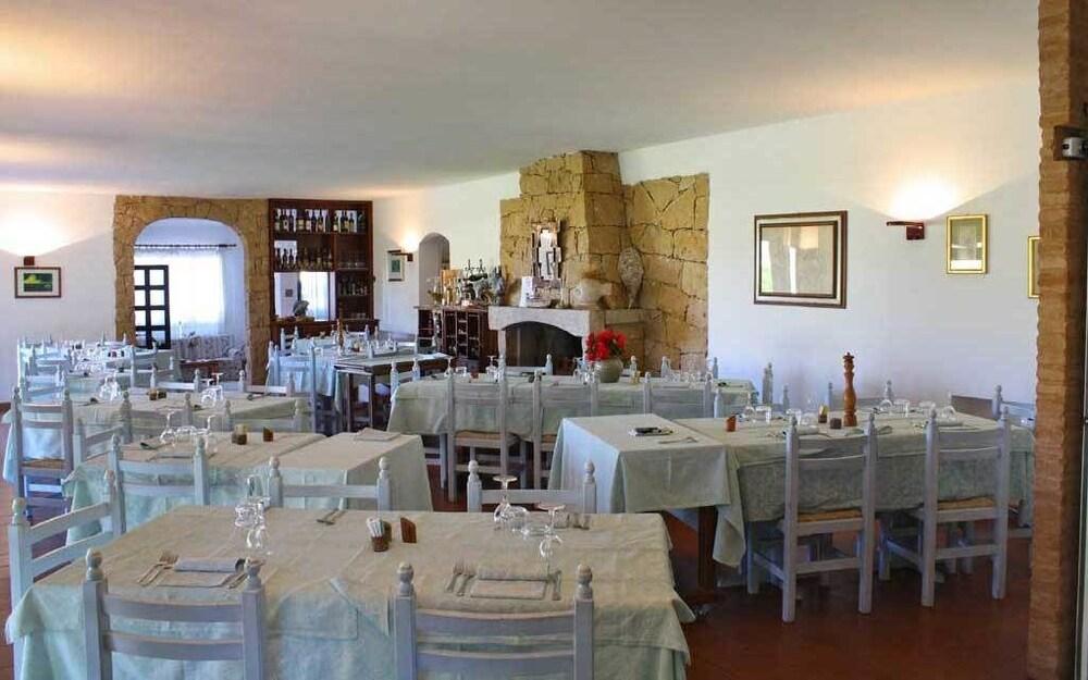 Hotel San Pantaleo 3*