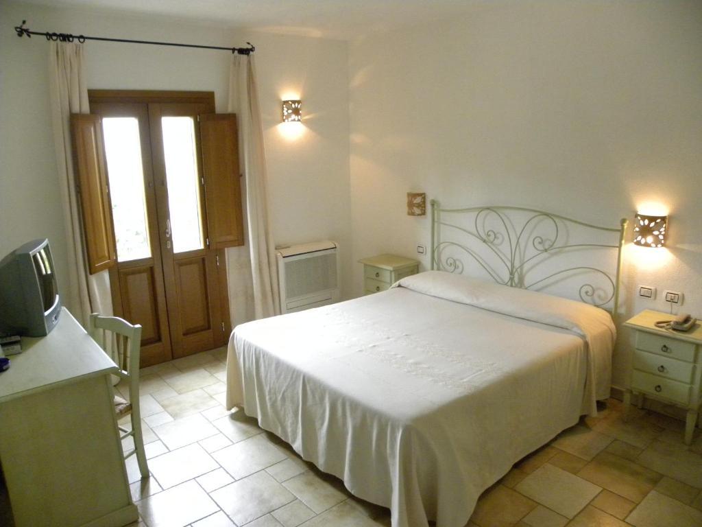 Hotel San Pantaleo 3* San Pantaleo